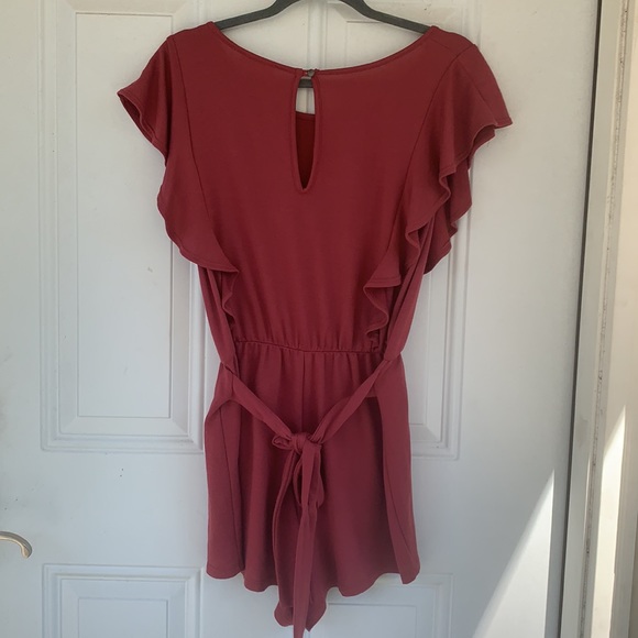 Everly Short Romper - Picture 4 of 4